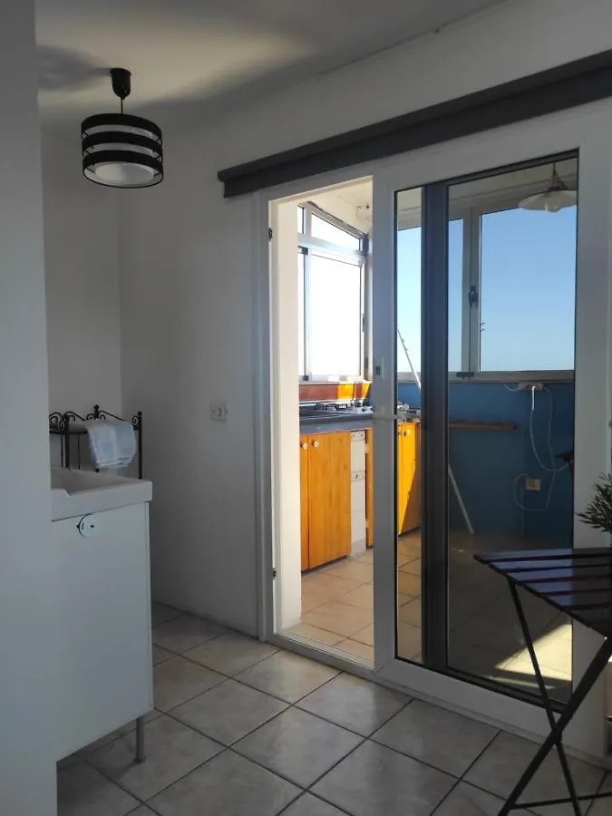 Atico Arinaga Con Vistas , Jacuzzi , Terraza Y Barbacoa Apartment Spain