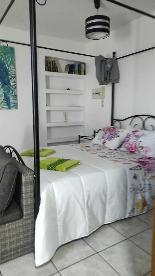Atico Arinaga Con Vistas , Jacuzzi , Terraza Y Barbacoa Apartment Spain